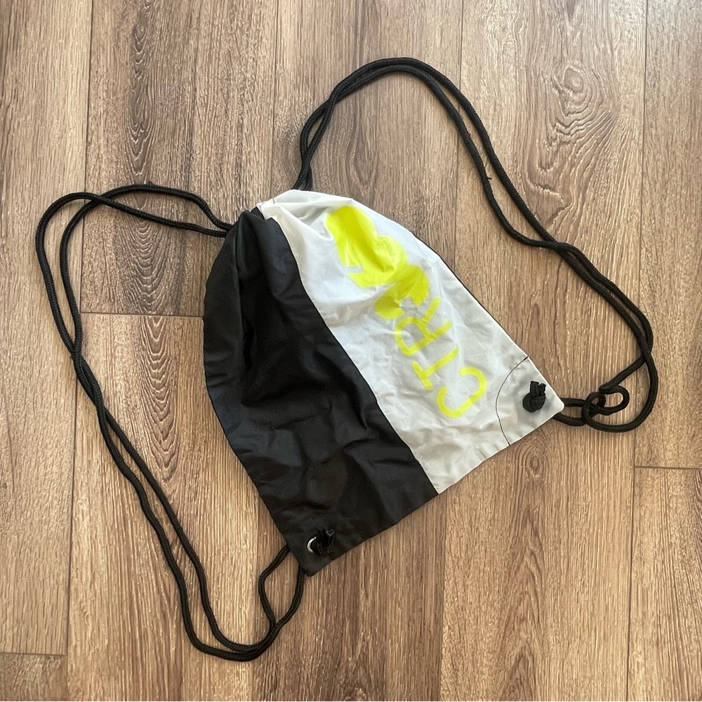 Nike Drawstring Backpack With Zippered Pocket - image 1